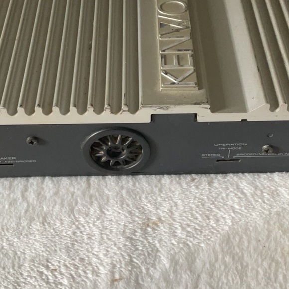 Kenwood vintage OLD SCHOOL Gray Car Audio Amplifier - Picture 2 of 4